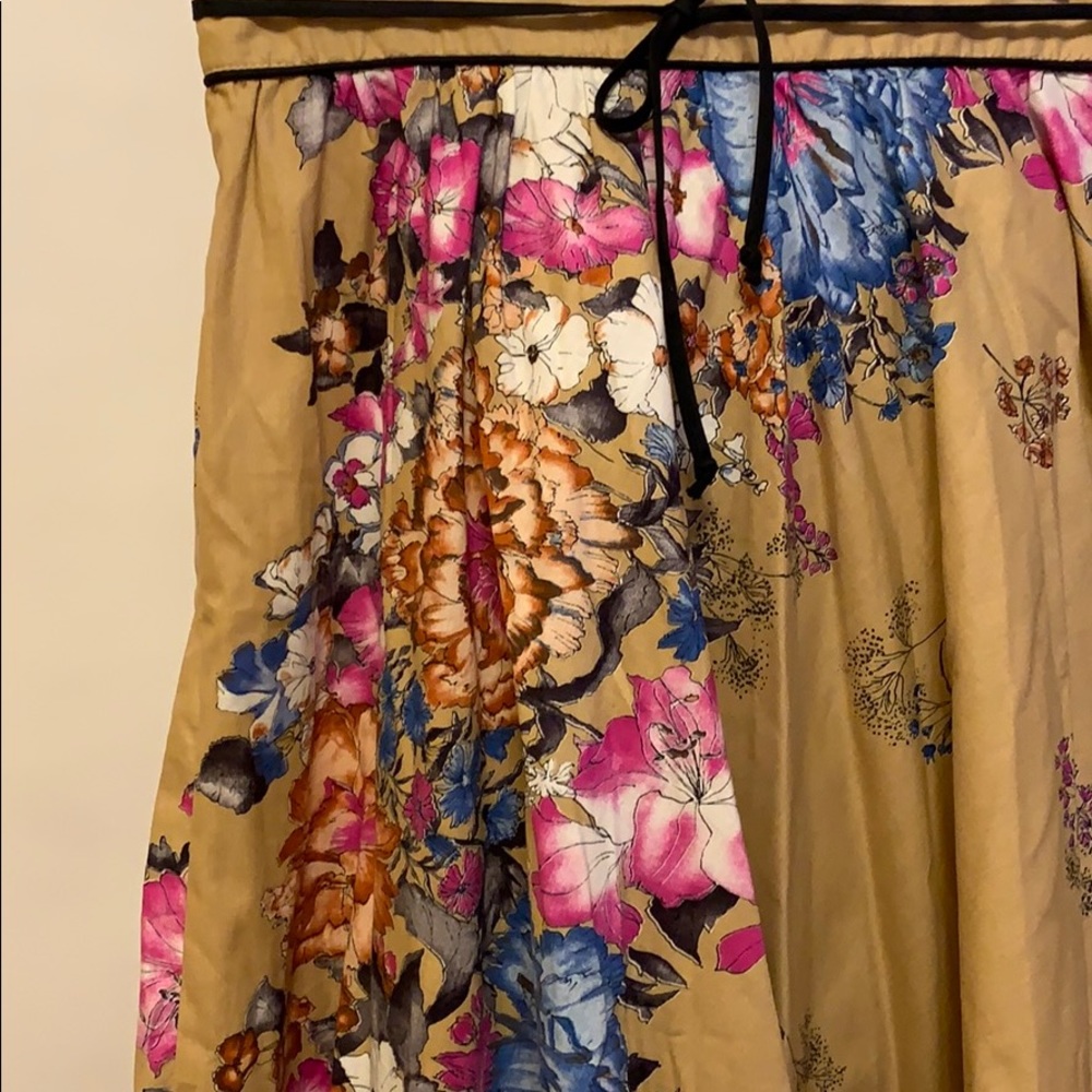 🚫SOLD🚫Vintage NOS Floral Print Skirt - Picture 2 of 6